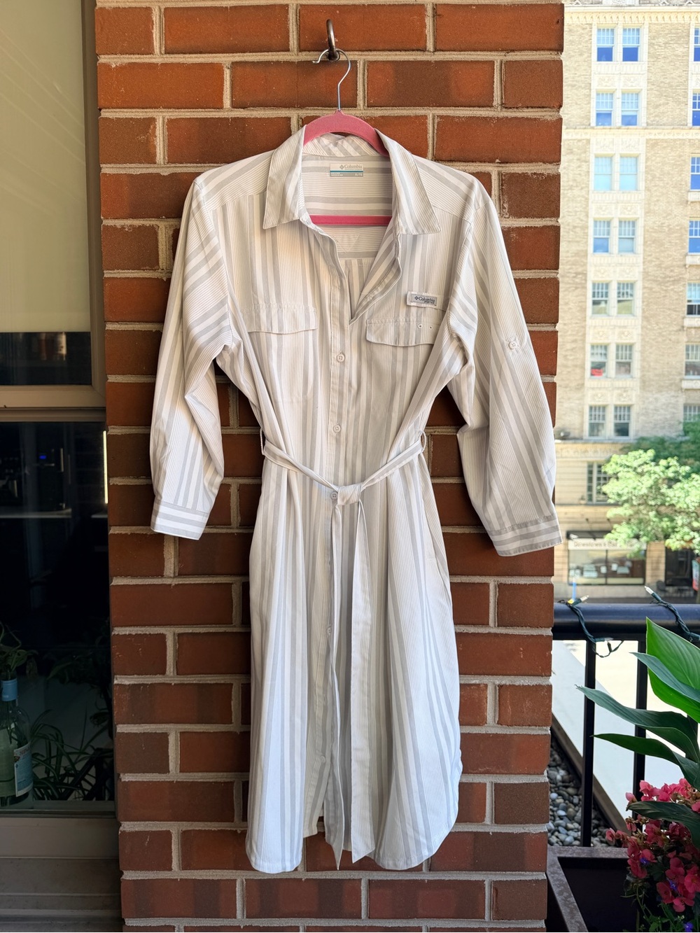 Columbia White and Light Gray Striped Long Sleeve Shirt Dress